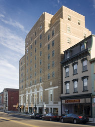  - Grand Eastonian Suites Hotel Easton