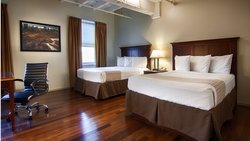  - Grand Eastonian Suites Hotel Easton