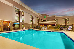  - Holiday Inn Express West Nashville - I-40, Exit 204