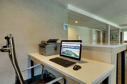  - Holiday Inn Express West Nashville - I-40, Exit 204