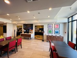  - Holiday Inn Express & Suites Salinas