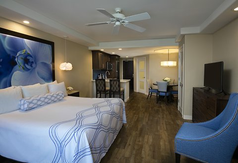 Tiki Tower 2Q Kitchenette Beachfront