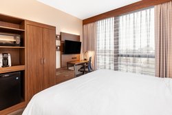  - Holiday Inn Express Sunset Park Brooklyn