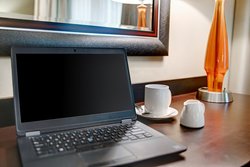  - Crowne Plaza Hotel Houston