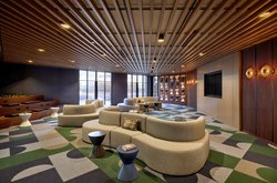  - Omni Hotel Austin - I-35, Exit 234B