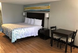  - HomeTowne Studios Augusta - I-20, Exit 199