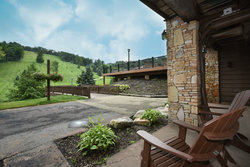  - Slopeside Hotel by Seven Springs Resort Champion