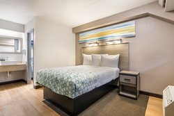  - HomeTowne Studios Lawrenceville