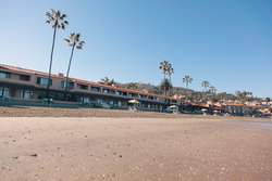  - La Jolla Beach & Tennis Club Hotel