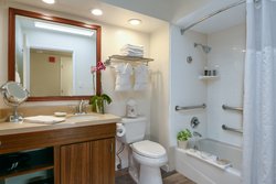  - La Jolla Beach & Tennis Club Hotel