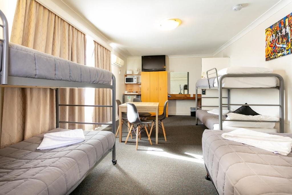 HUNTER VALLEY MOTEL-guestroom-GUESTROOM.jpg