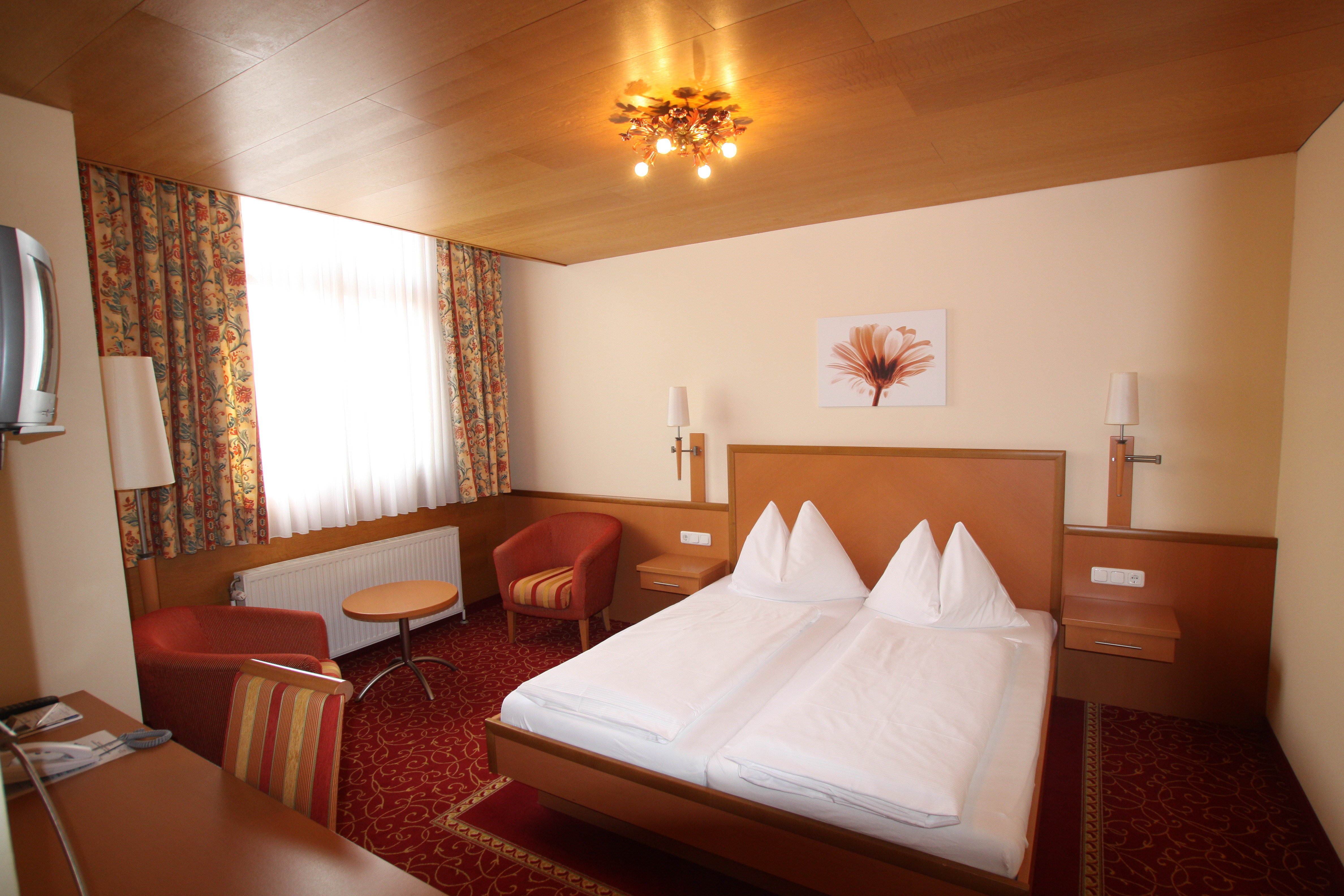 LANDHOTEL MADER-guestroom-Standard Room.jpg