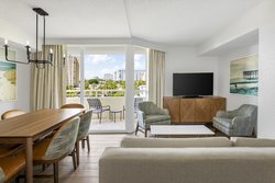  - Club Wyndham Santa Barbara Resort Pompano Beach