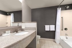  - Courtyard by Marriott Hotel Lancaster