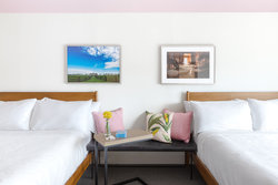  - Elwood Hotel Downtown Lexington