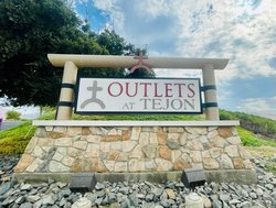  - Holiday Inn Express Frazier Park Lebec - I-5, Exit 205