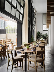  - 1 Hotel Downtown Nashville - I-40 & I-65, Exit 209