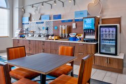  - Holiday Inn Express & Suites Warrenton