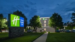  - Holiday Inn Express & Suites Matthews