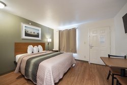  - HomeTowne Studios Irving