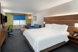  - Holiday Inn Express & Suites Dahlonega