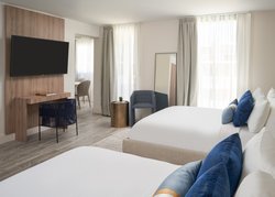  - Hillsboro Beach Resort