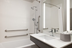  - Holiday Inn & Suites Opelousas - I-49, Exit 18