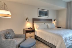  - Holiday Inn & Suites Near Convention Center Pigeon Forge