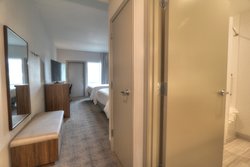  - Holiday Inn & Suites Near Convention Center Pigeon Forge