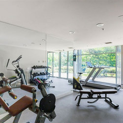  - Lord Stanley Suites on the Park Vancouver