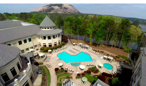 MH ATLEG Pool With Mountain