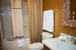  - Quarter House Resort New Orleans