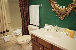  - Quarter House Resort New Orleans
