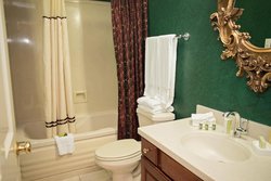  - Quarter House Resort New Orleans