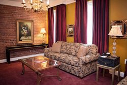  - Quarter House Resort New Orleans