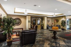  - Redwood Inn & Suites Clairmont