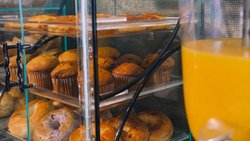  - Redwood Inn & Suites Clairmont