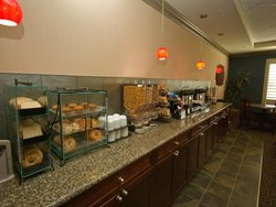  - Redwood Inn & Suites Clairmont