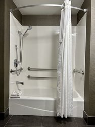  - Holiday Inn Carlsbad