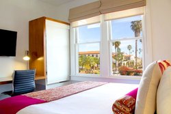  - Riviera Beach House Hotel Santa Barbara