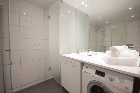 Two Bedroom Sorenga Bathroom