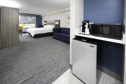  - Holiday Inn Express & Suites Suwanee