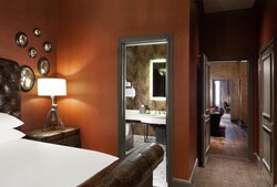  - Le Pavillon Hotel New Orleans