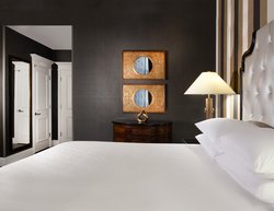  - Le Pavillon Hotel New Orleans