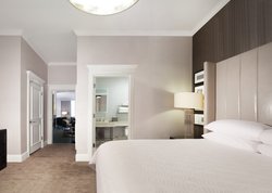  - Le Pavillon Hotel New Orleans