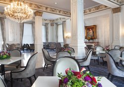  - Le Pavillon Hotel New Orleans