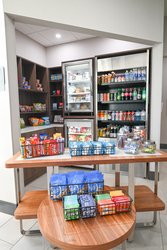  - Holiday Inn Mayfield Village - I-271, Exit 36