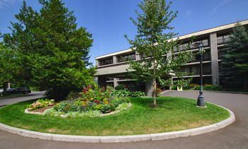 Bar Harbor Regency Holiday Inn