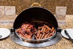  - Crowne Plaza Hotel Newark Airport Elizabeth - I-95, Exit 13A