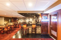  - Crowne Plaza Hotel Newark Airport Elizabeth - I-95, Exit 13A